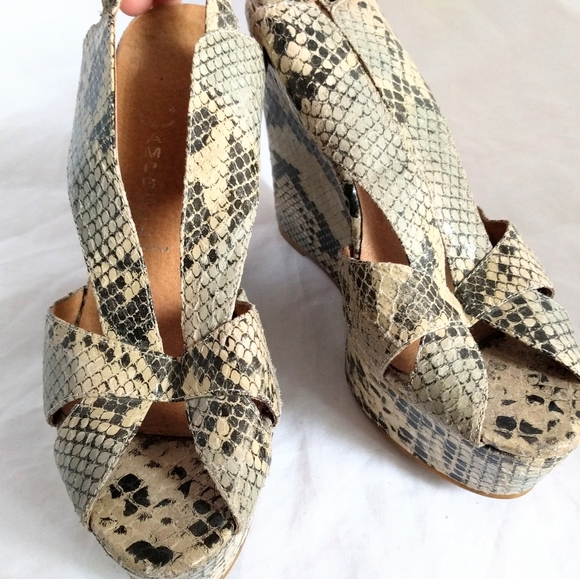 JEFFREY CAMPBELL platform sandals - Picture 6 of 7